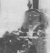 Nothelfer im Einsatz beim Eisenbahnbeamtenstreik, Februar 1922